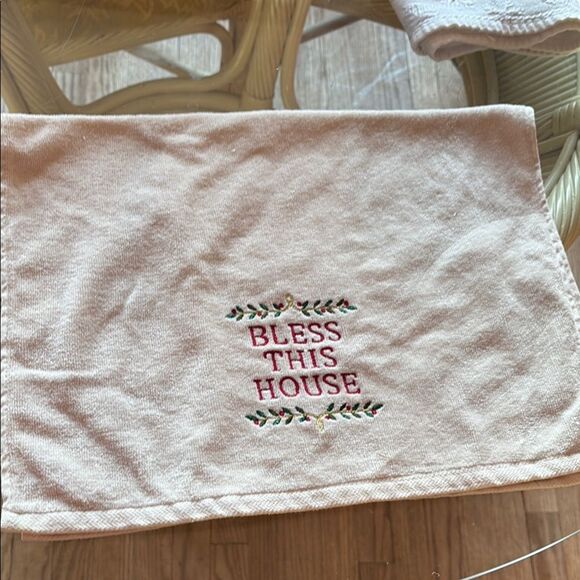 Christmas Holiday Hand Towels Washcloth Set - Picture 7 of 10